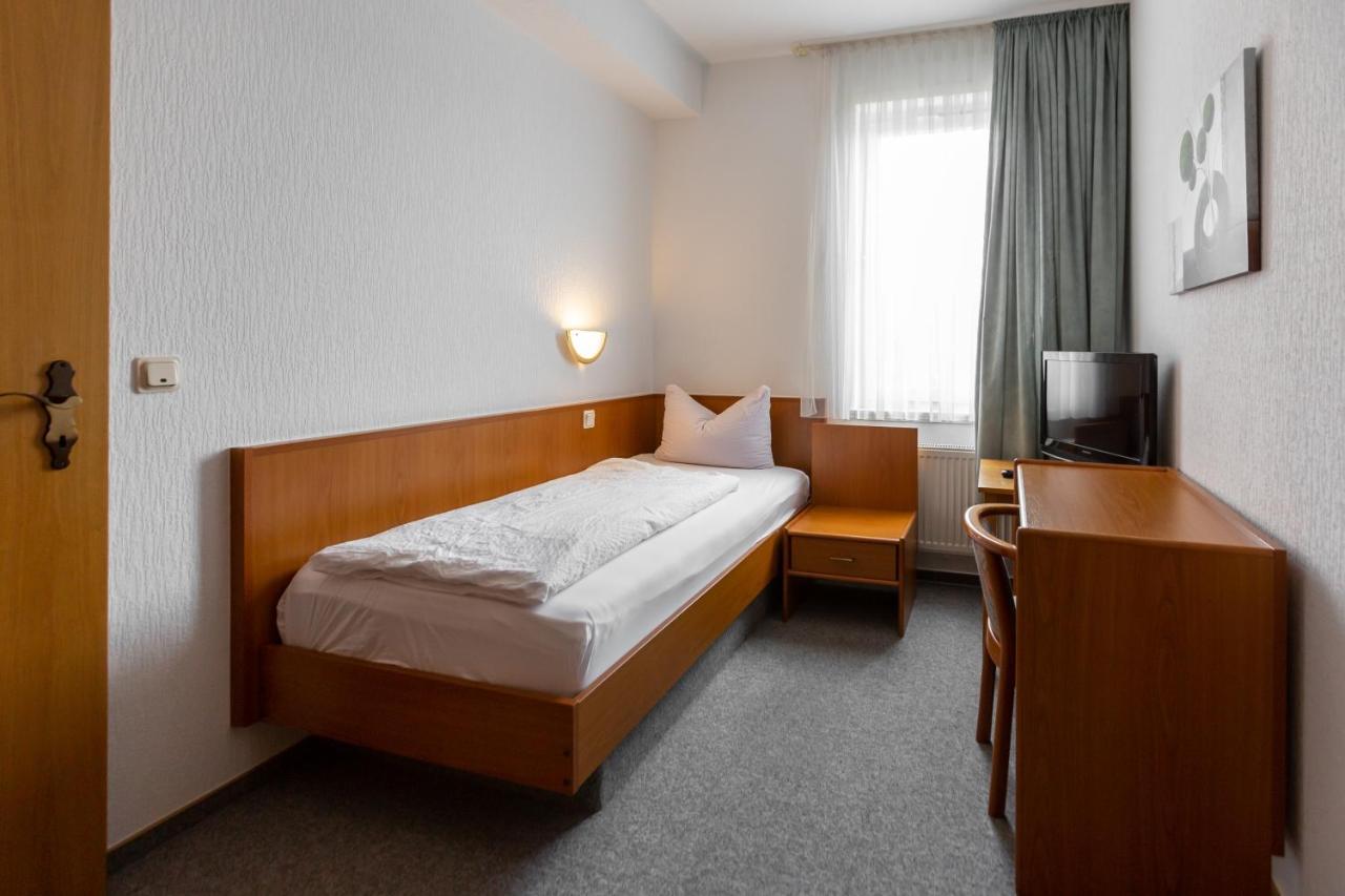 Hotel Froehlich-Hoeche Uslar Ngoại thất bức ảnh