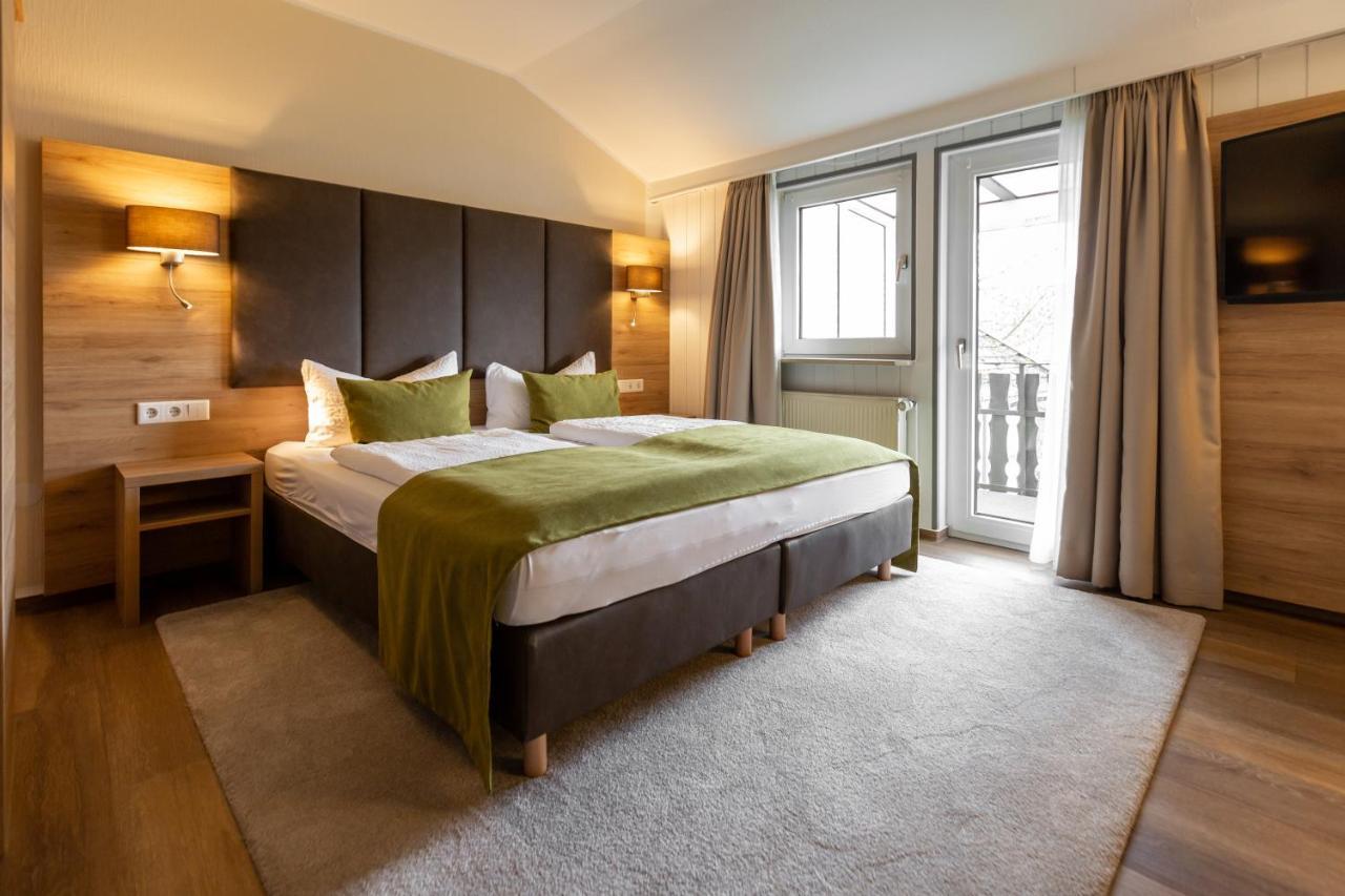 Hotel Froehlich-Hoeche Uslar Ngoại thất bức ảnh